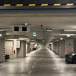 Magnolia Terrace - Free Parking, Family & Sport Friendly Area Appartamento Bratislava