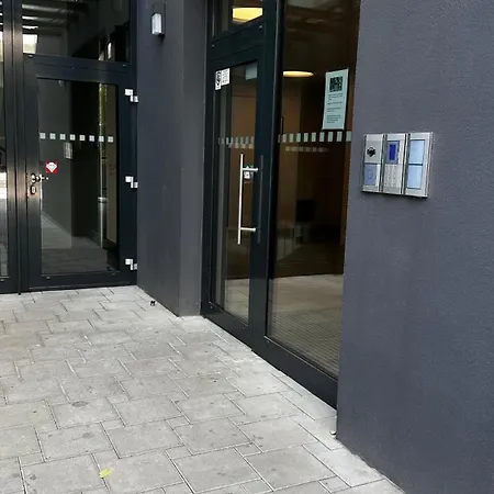 Magnolia Terrace - Free Parking, Family & Sport Friendly Area Bratislava