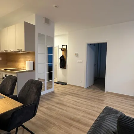 Magnolia Terrace - Free Parking, Family & Sport Friendly Area