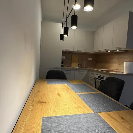 Magnolia Terrace - Free Parking, Family & Sport Friendly Area Appartamento