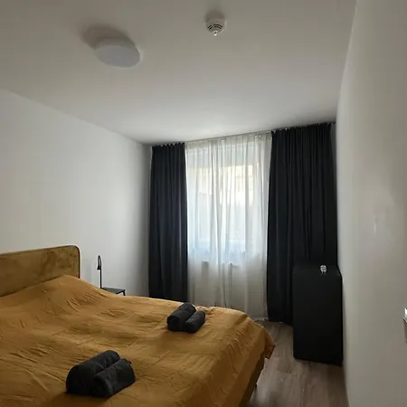 Apartamento Magnolia Terrace - Free Parking, Family & Sport Friendly Area Bratislava