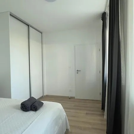 Magnolia Terrace - Free Parking, Family & Sport Friendly Area * Bratislava