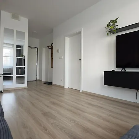 Magnolia Terrace - Free Parking, Family & Sport Friendly Area Appartamento