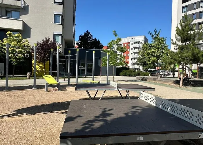 Apartment Magnolia Terrace - Free Parking, Family & Sport Friendly Area Bratislava