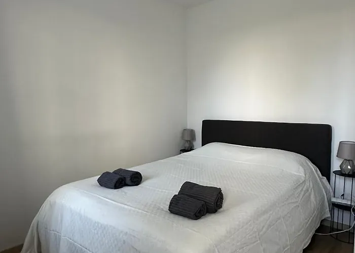 Magnolia Terrace - Free Parking, Family & Sport Friendly Area Apartmán *