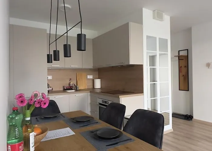 Magnolia Terrace - Free Parking, Family & Sport Friendly Area Bratislava