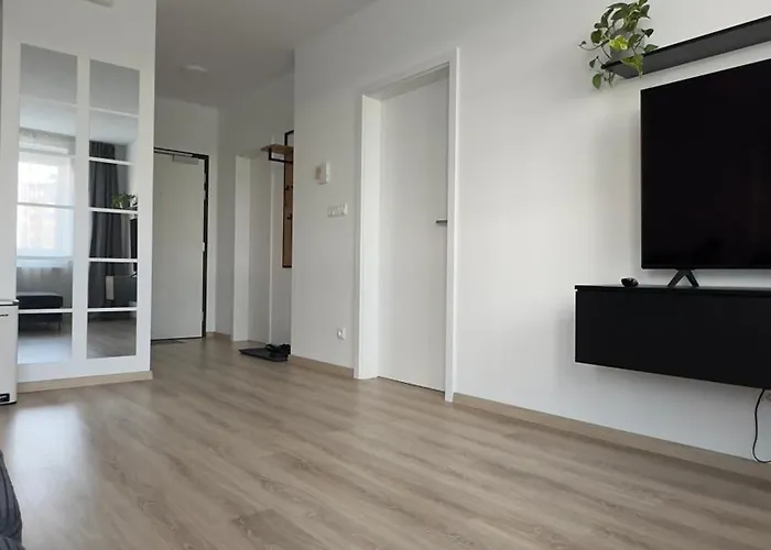 Magnolia Terrace - Free Parking, Family & Sport Friendly Area Apartment