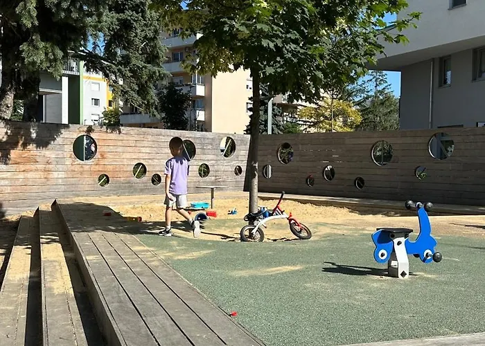 Magnolia Terrace - Free Parking, Family & Sport Friendly Area Lägenhet *