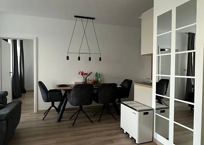 Magnolia Terrace - Free Parking, Family & Sport Friendly Area *